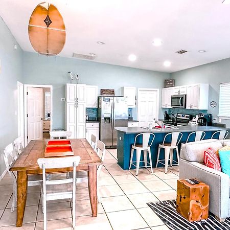 Eye-Catching Property W/ Picturesque Coastal Views 海湾海岸 外观 照片